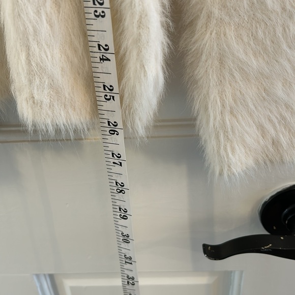 BR white fuzzy sweater - Picture 5 of 5